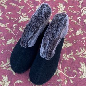 Acorn Chinchilla Bootie II